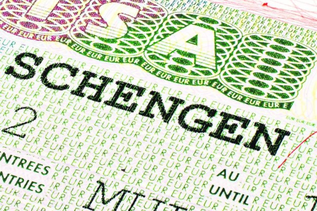 Visa fees. Шенген. Шенген обложка. Карта Шенгена. Виза в Австрию.